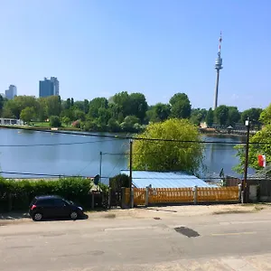  Apartamento Ajo Apartments - Alte Donau Lake Or Garden View Balcony Studio - Self-Check-In